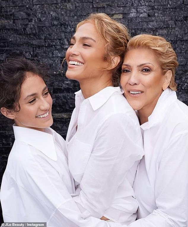 Jennifer Lopez is radiant posing with her mom Guadalupe Rodriguez and daughter Emme for JLo Beauty - Latest Celebrity News