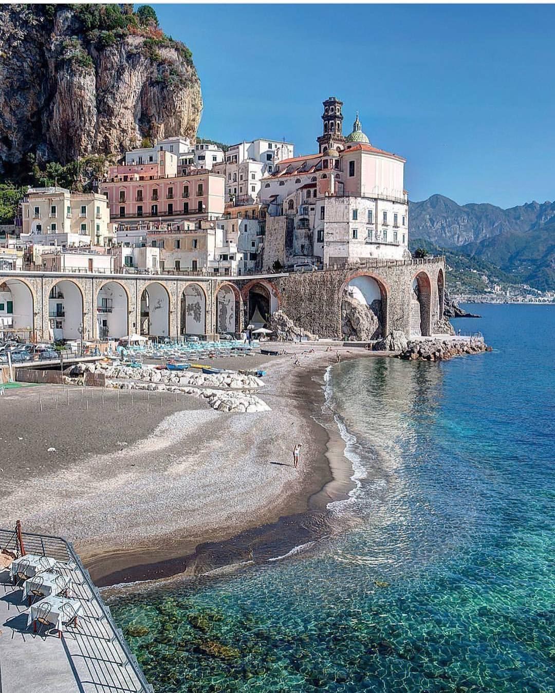 Atrani , Italy | Luoghi meravigliosi, Paesaggi, Luoghi di vacanza