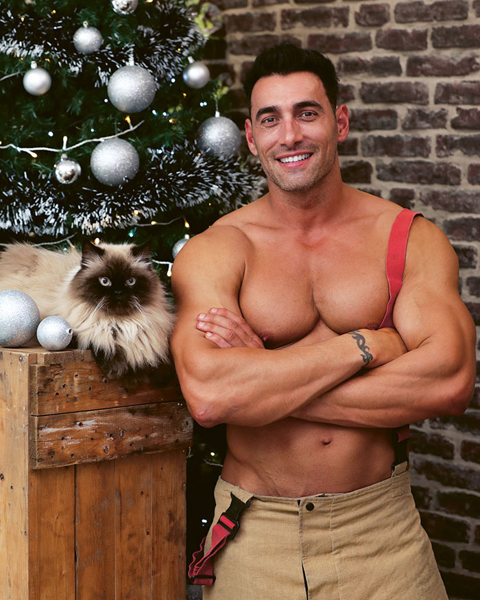 Australian-Firefighters-Charity-Animals-Calendar-2022