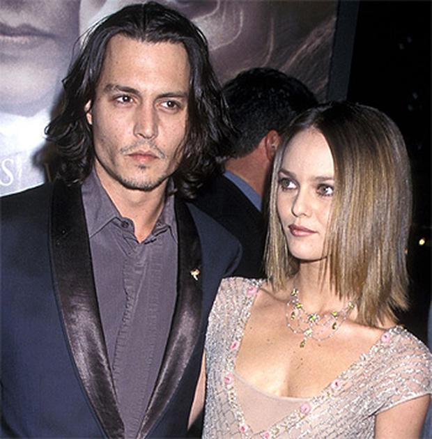 Johnny Depp dumped Vanessa Paradis because she was a 'bitch' to his mother  - Independent.ie