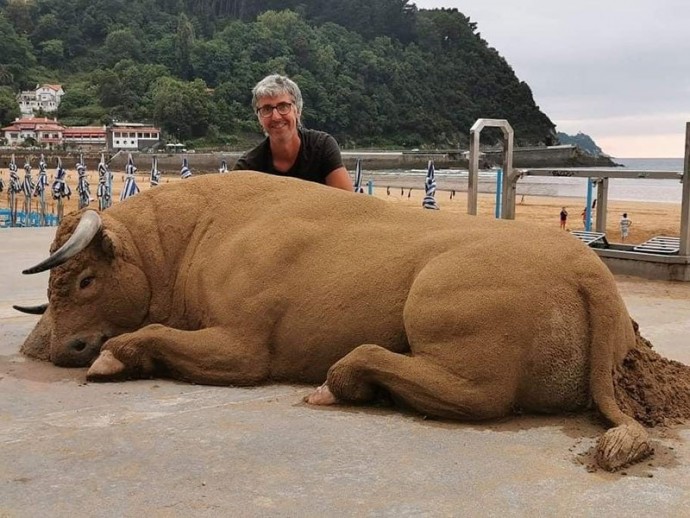 artist-creates-incredibly-detailed-sand-sculptures-that-look-like-real-animals-and-these-are-some-of-his-best-creations-05