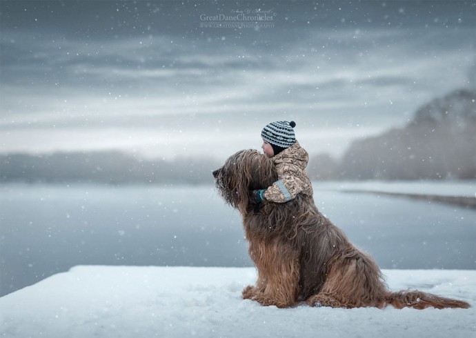 photographer-captures-the-beautiful-bond-between-children-and-their-big-dogs-21