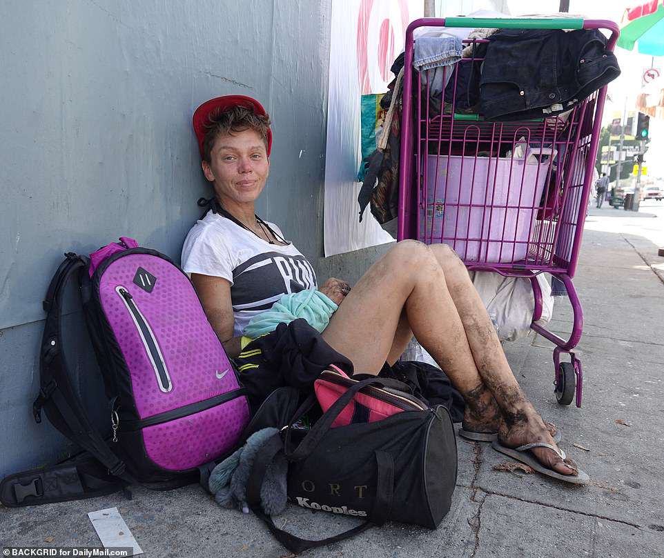 Ex-Wife of "Baywatch" Star, Loni Willison is Now Living as Homeless Person  - The Teal Mango