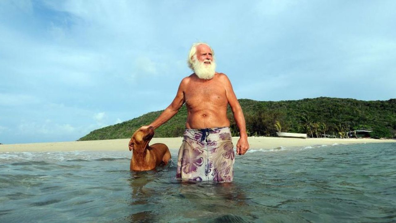 Real life Robinson Crusoe turned down $50m for his tiny paradise island