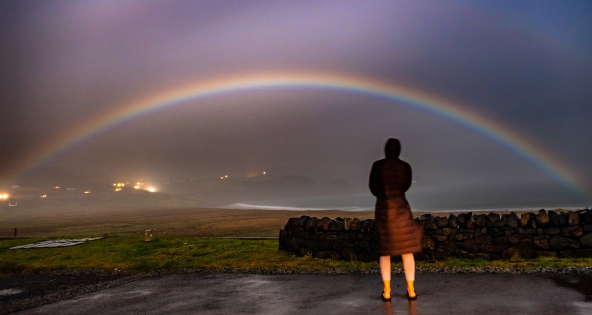 What Is A Moonbow? All About Lunar Rainbows - Farmers' Almanac - Plan Your  Day. Grow Your Life.